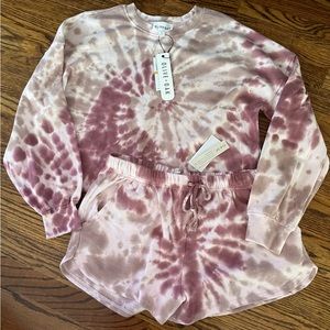 Olive & Oak Tie Dye Sweatshirt & Shorts Set